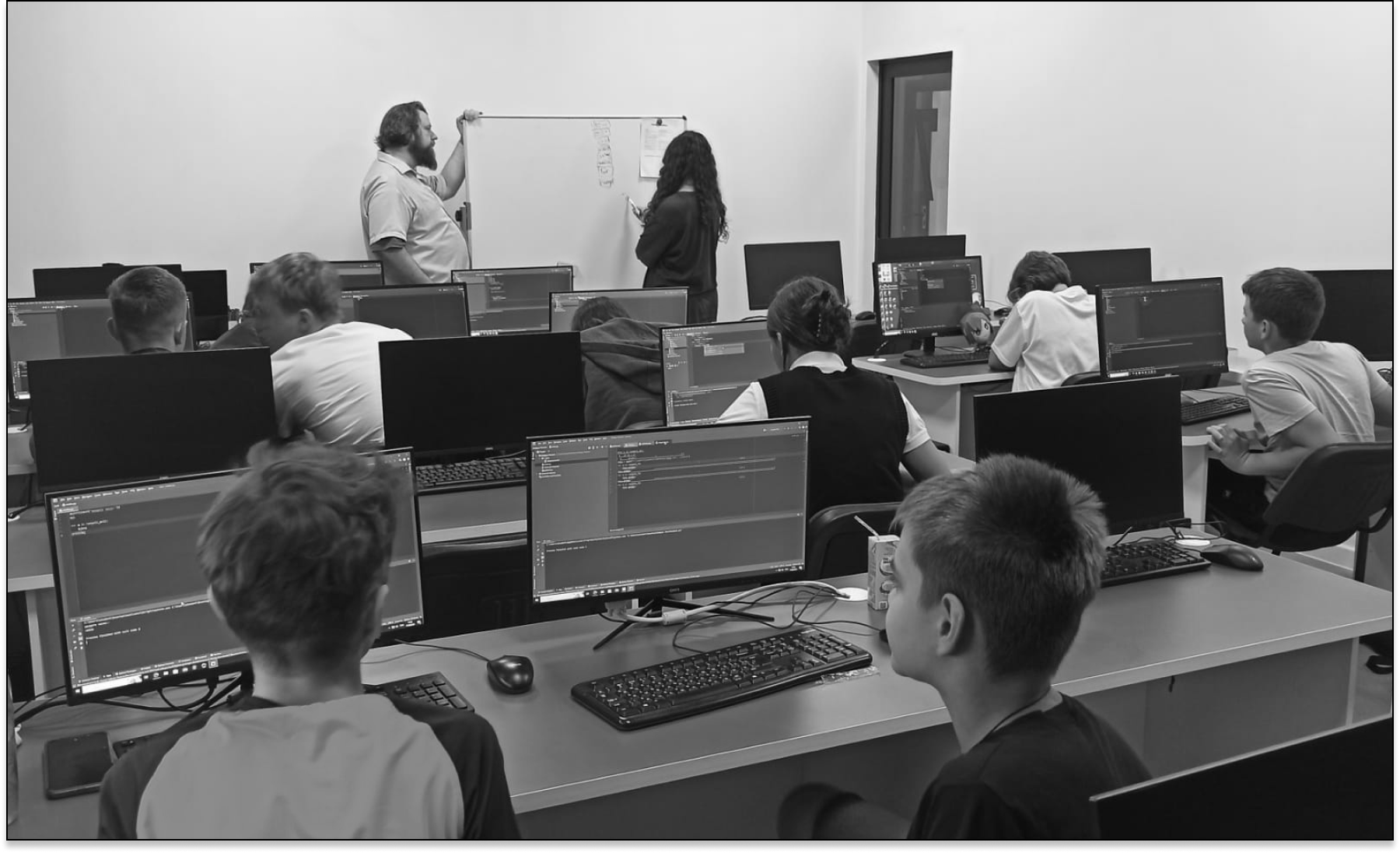 Вместе в мире кибербезопасности: Как мы поддерживаем обучение школьников