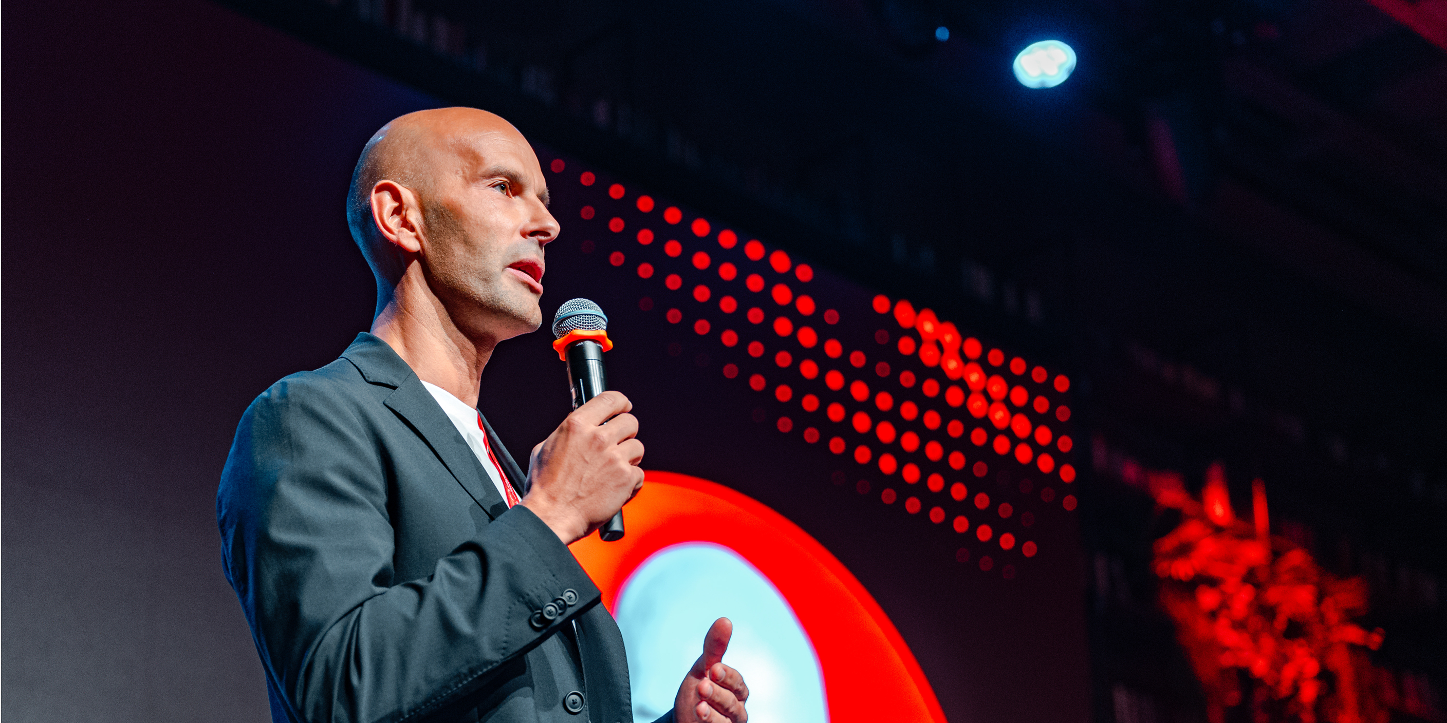 Алексей  Баранов: как знания и опыт становятся точкой роста для целой индустрии