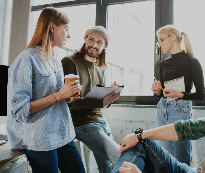 Что компания "Индид" предоставляет стартапам